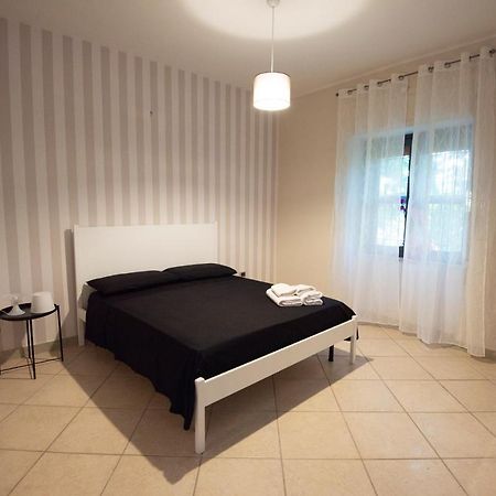 Donna Rosita Hotel San Felice a Cancello Luaran gambar