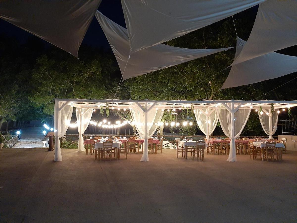 Donna Rosita Hotel San Felice a Cancello Luaran gambar