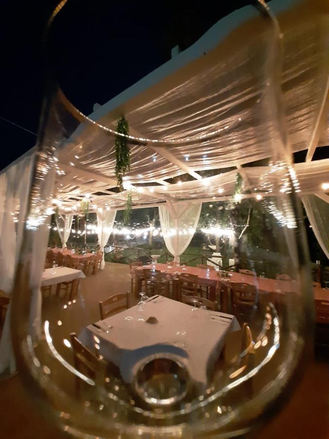 Donna Rosita Hotel San Felice a Cancello Luaran gambar