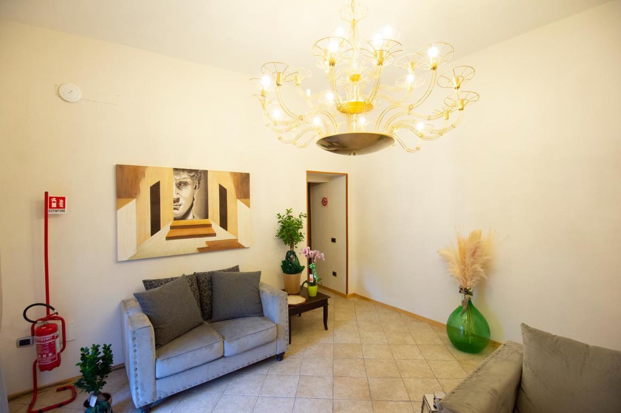 Donna Rosita Hotel San Felice a Cancello Luaran gambar