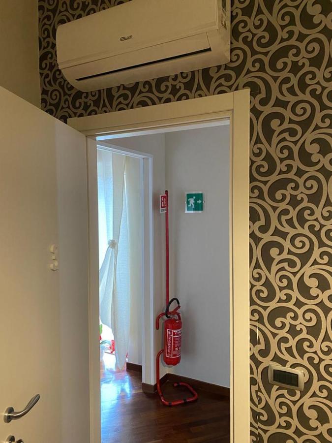 Donna Rosita Hotel San Felice a Cancello Luaran gambar